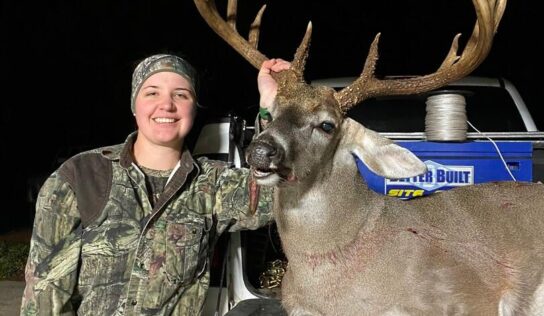 Chelsea Hunter, of Tallassee, wins 10th annual Big Buck Photo Contest
