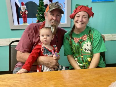 <strong>Over 400 people came out to enjoy eating Breakfast with Santa at Front Porch Grill</strong>