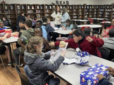 <strong>Millbrook Middle students gets a Big Surprise from Punishers LEMC and Police Department for Christmas</strong>