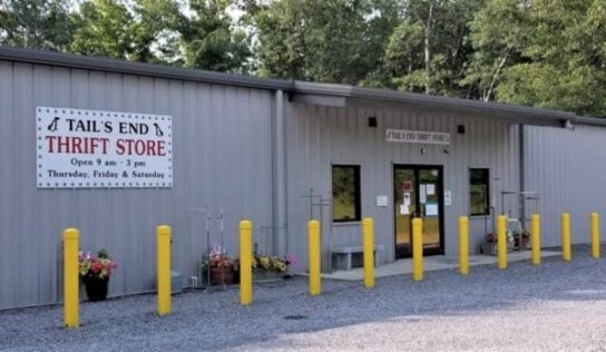 <strong>Tail’s End Thrift Store is a big Fundraiser for Humane Society of Elmore County</strong>