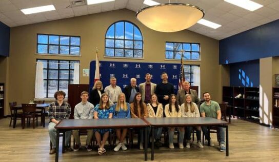 Pine Level Mayor presents award to Marbury High School government class for participation in Pine Level history 