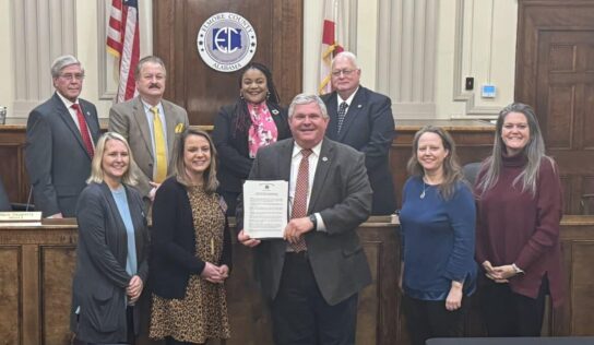 Elmore County Commission, DHR Take a Stand against Human Trafficking