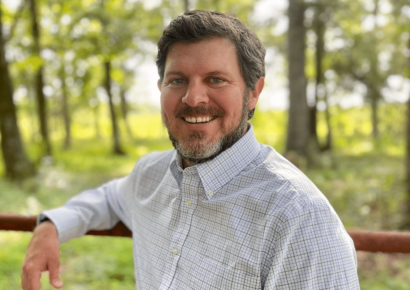 Rep. Stubbs talks about Human Trafficking, Record state budget before Elmore Commission