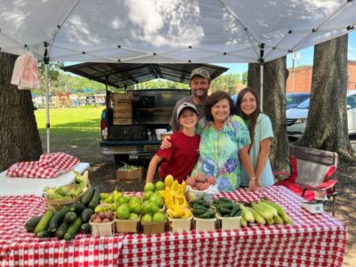 A gourd-eous day for the berry first Prattville Farmers Market 