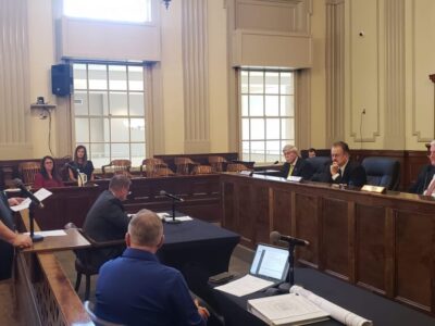 Laurel Ridge neighborhood plat for Redland Road approved by Elmore Commission