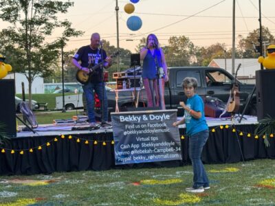 Bekky and Doyle get ‘Funky’ at Tunes on the Green Thursday