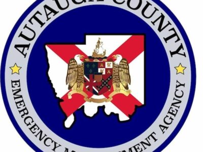 Blockage on I-65: Bus unoccupied and being towed Autauga EMA director confirms 