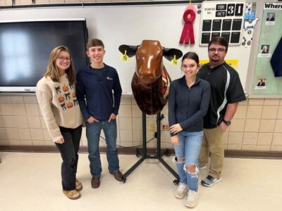 New bovine simulator brings agriscience learning to life at Billingsley School  