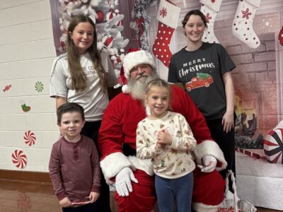 HIPPY Christmas Party offers Crafts, Storytime and Santa
