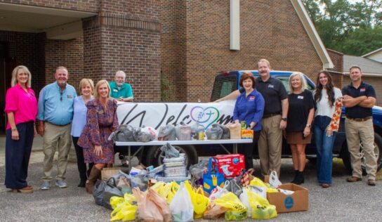 Lucretia Cauthen Realty hosts Thanksgiving luncheon, collects donations for WELCOME Food Pantry