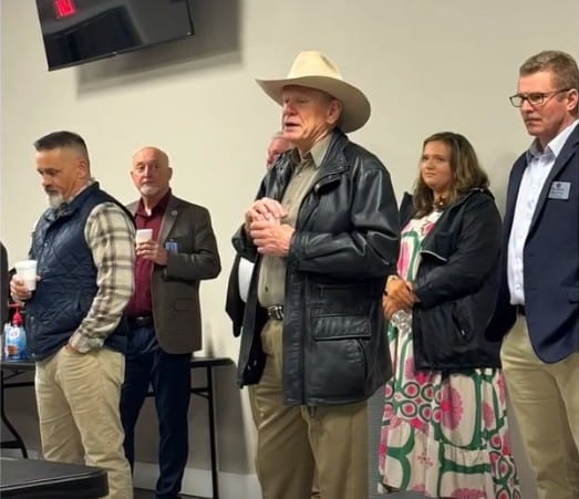 Welcome Food Pantry hosts Chamber networking event, announces honor for Col. Harris