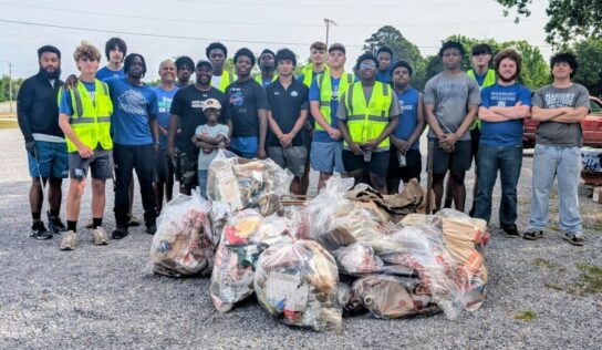 Volunteers turn out for Pine Level Spring cleanup